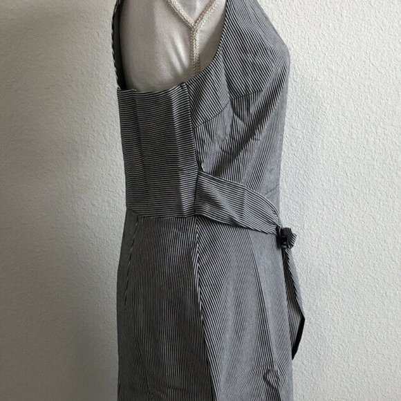 NEW! RACHEL ROY navy pinstripe v-neck ruffle dress - Picture 5 of 13